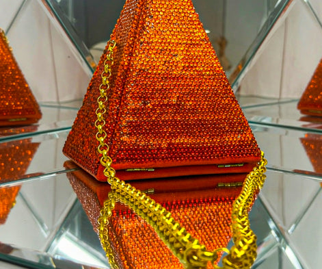Kermes Of Eridania Pyramid Minaudiere