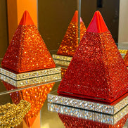 Kermes Of Eridania Pyramid Minaudiere